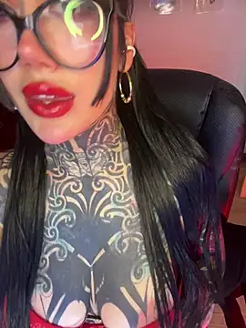 Snapshot of Musedreams chatting on 3, 4, 2026 Musedreams online show from 3, 4, 2026