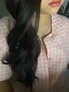 Rosecute11 online show from 12, 4, 2026