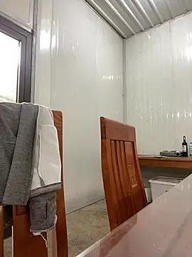 Elisa-a online show from 7, 4, 2026