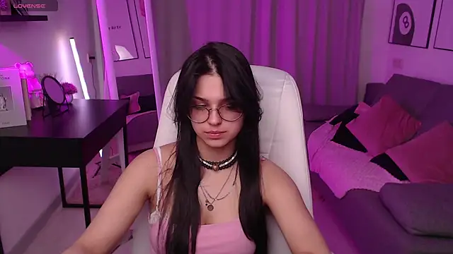 Snapshot of Jane_Fondaaa chatting on 4, 6, 2026 Jane Fondaaa online show from 4, 6, 2026