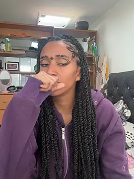 Snapshot of Sun_lynx_Love chatting on 5, 7, 2026 Sun lynx Love online show from 5, 7, 2026