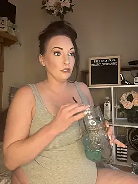 taylorsunshine online show from 21, 6, 2026