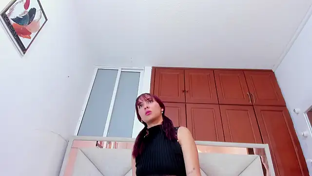 lili blaze online show from 15, 4, 2026