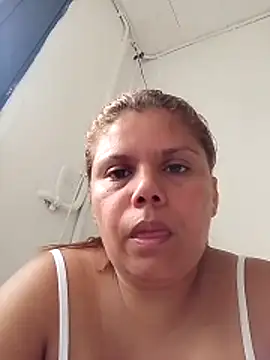 Snapshot of Zafiro_MD chatting on 17, 5, 2026 Zafiro MD online show from 17, 5, 2026