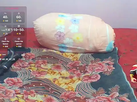 Snapshot of kylieqk chatting on 23, 5, 2026 kylieqk online show from 23, 5, 2026