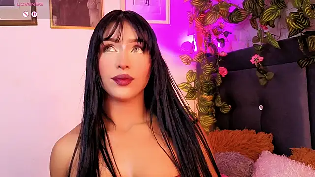 Snapshot of Alisse_Storm chatting on 6, 6, 2026 Alisse Storm online show from 6, 6, 2026