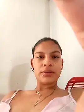 Lyra Siren online show from 17, 4, 2026