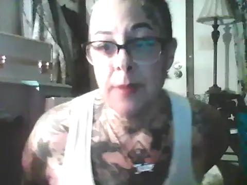 Kitty bang online show from 23, 4, 2026