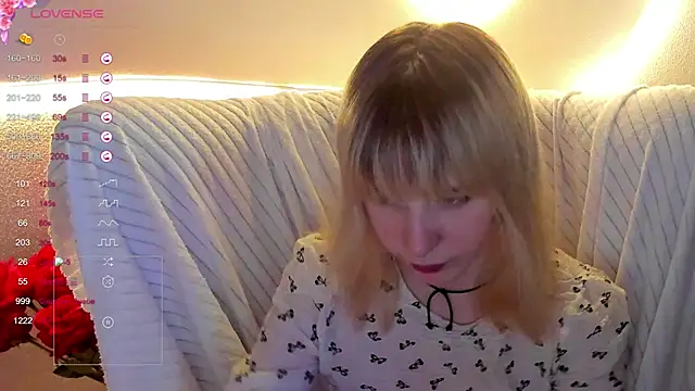 Snapshot of MiaKimiko chatting on 5, 6, 2026 MiaKimiko online show from 5, 6, 2026