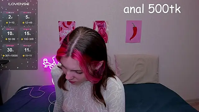 Snapshot of Marie_Reyess chatting on 15, 7, 2026 Marie Reyess online show from 15, 7, 2026