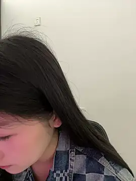 Mina ovo online show from 10, 4, 2026