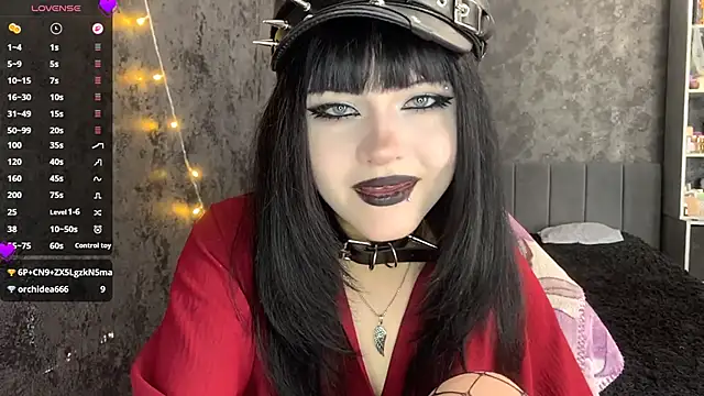 Snapshot of EmilyEmbears chatting on 15, 6, 2026 EmilyEmbears online show from 15, 6, 2026