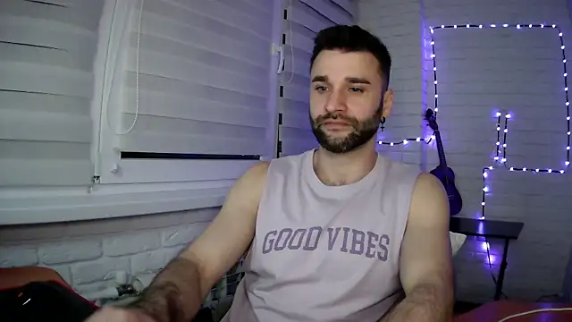 Snapshot of DaddySlava chatting on 2, 5, 2026 DaddySlava online show from 2, 5, 2026