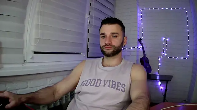 Snapshot of DaddySlava chatting on 3, 5, 2026 DaddySlava online show from 3, 5, 2026