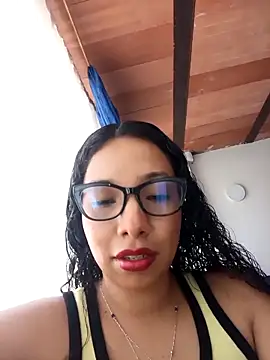 Snapshot of Wolfamara chatting on 30, 4, 2026 Wolfamara online show from 30, 4, 2026