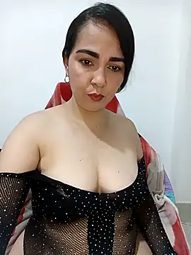 Snapshot of Emily_Divi69 chatting on 2, 5, 2026 Emily Divi69 online show from 2, 5, 2026