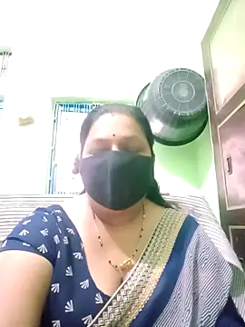Snapshot of PINKI_024 chatting on 23, 4, 2026 PINKI 024 online show from 23, 4, 2026