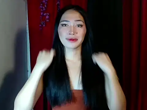 Snapshot of urasiankylie chatting on 5, 4, 2026 urasiankylie online show from 5, 4, 2026