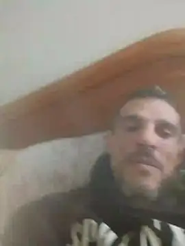 Snapshot of Guillelp chatting on 20, 5, 2026 Guillelp online show from 20, 5, 2026