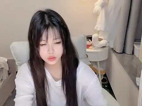 Snapshot of chenchen373 chatting on 10, 4, 2026 chenchen373 online show from 10, 4, 2026