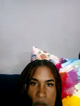 Snapshot of Aphiwe-1 chatting on 4, 7, 2026 Aphiwe-1 online show from 4, 7, 2026