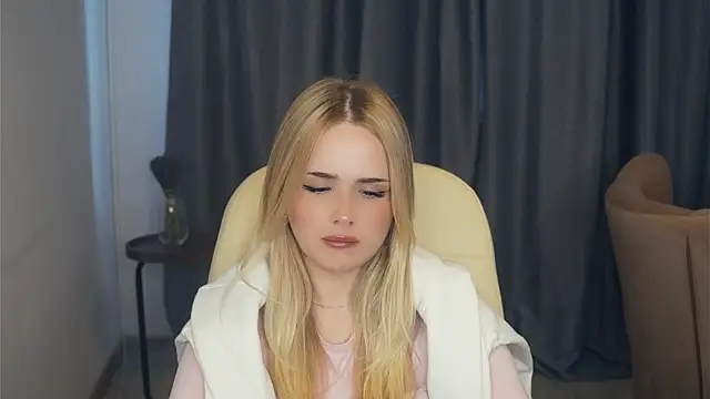 Snapshot of StephenHurban chatting on 5, 4, 2026 StephenHurban online show from 5, 4, 2026