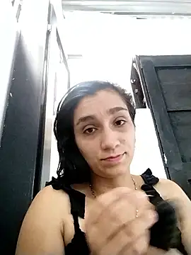 Snapshot of vegonicarouge chatting on 9, 5, 2026 vegonicarouge online show from 9, 5, 2026