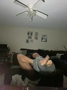 SilkTeviley online show from 5, 4, 2026