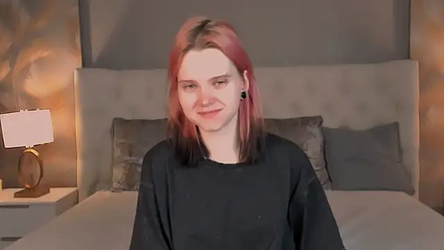 Lina Veyra online show from 16, 4, 2026