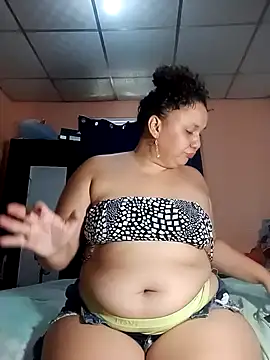 Snapshot of Marialae2735 chatting on 11, 4, 2026 Marialae2735 online show from 11, 4, 2026