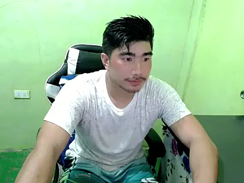 Snapshot of Hunkfireman chatting on 19, 7, 2026 Hunkfireman online show from 19, 7, 2026