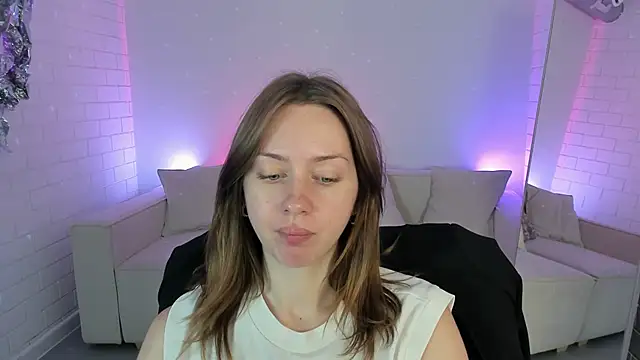 MeganClapp online show from 22, 5, 2026