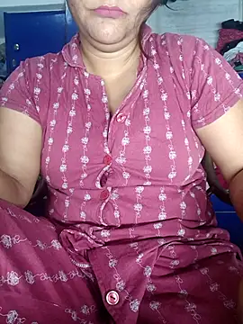 Snapshot of Riyashrma001 chatting on 8, 4, 2026 Riyashrma001 online show from 8, 4, 2026
