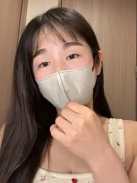 Hinako 0012 online show from 16, 4, 2026