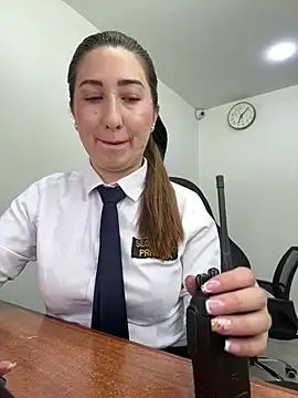 suzy-111 online show from 7, 4, 2026