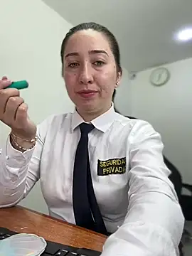 suzy-111 online show from 8, 4, 2026