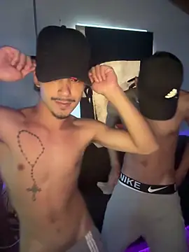 Snapshot of Cuteathleticboys chatting on 9, 4, 2026 Cuteathleticboys online show from 9, 4, 2026