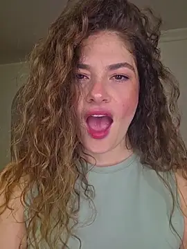 Snapshot of CelineBoyer_ chatting on 19, 7, 2026 CelineBoyer online show from 19, 7, 2026