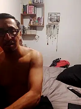 velvetblackcock online show from 8, 6, 2026