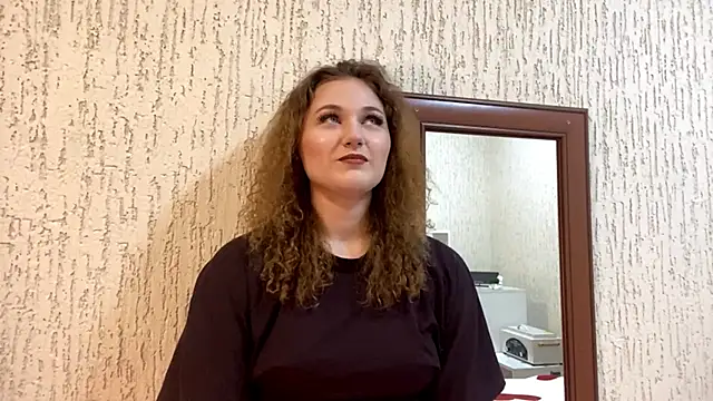 Snapshot of SopfieNiktasha chatting on 4, 4, 2026 SopfieNiktasha online show from 4, 4, 2026