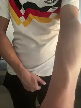 YorSexboy777 online show from 6, 4, 2026