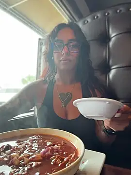 Controllercutie online show from 25, 4, 2026