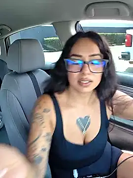 Snapshot of Controllercutie chatting on 24, 5, 2026 Controllercutie online show from 24, 5, 2026