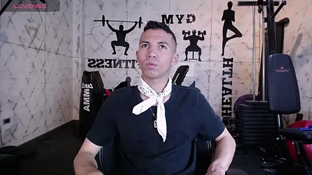 Snapshot of Dylan_ross_ chatting on 6, 4, 2026 Dylan ross online show from 6, 4, 2026