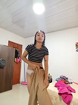 Snapshot of Leticia_Hinkley_ chatting on 14, 4, 2026 Leticia Hinkley online show from 14, 4, 2026