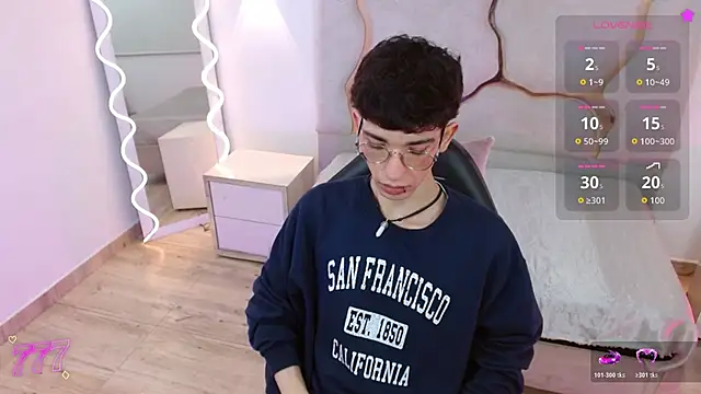 Snapshot of kaii_tay1 chatting on 12, 4, 2026 kaii tay1 online show from 12, 4, 2026