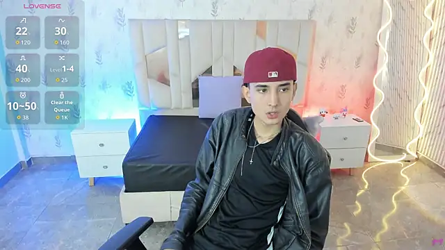 Snapshot of Eidan_tay chatting on 7, 5, 2026 Eidan tay online show from 7, 5, 2026