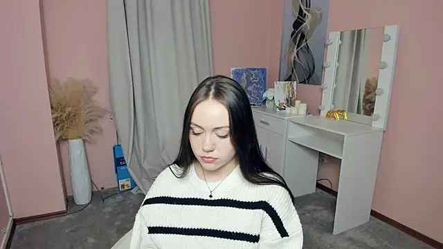 AsleyBasgall online show from 6, 4, 2026