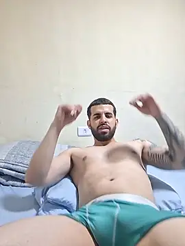 Snapshot of leoxxxgato chatting on 16, 4, 2026 leoxxxgato online show from 16, 4, 2026