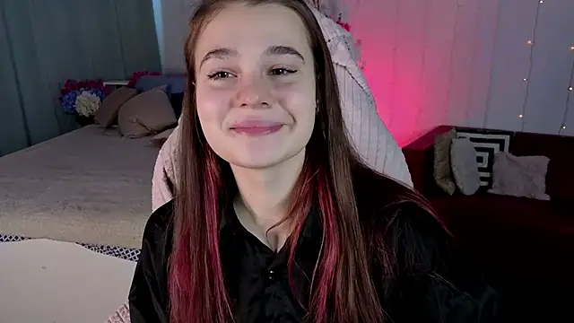 Kacey Love online show from 8, 4, 2026